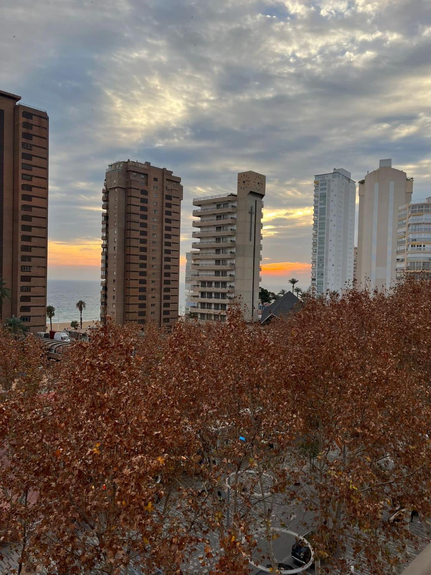 Apartamento Las Olas Playa De Levante Benidorm Eksteriør bilde